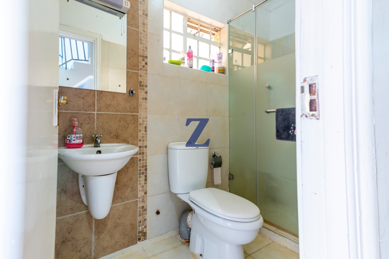 Luxurious four-bedroom marionette for sale at Phenom estate – Langata