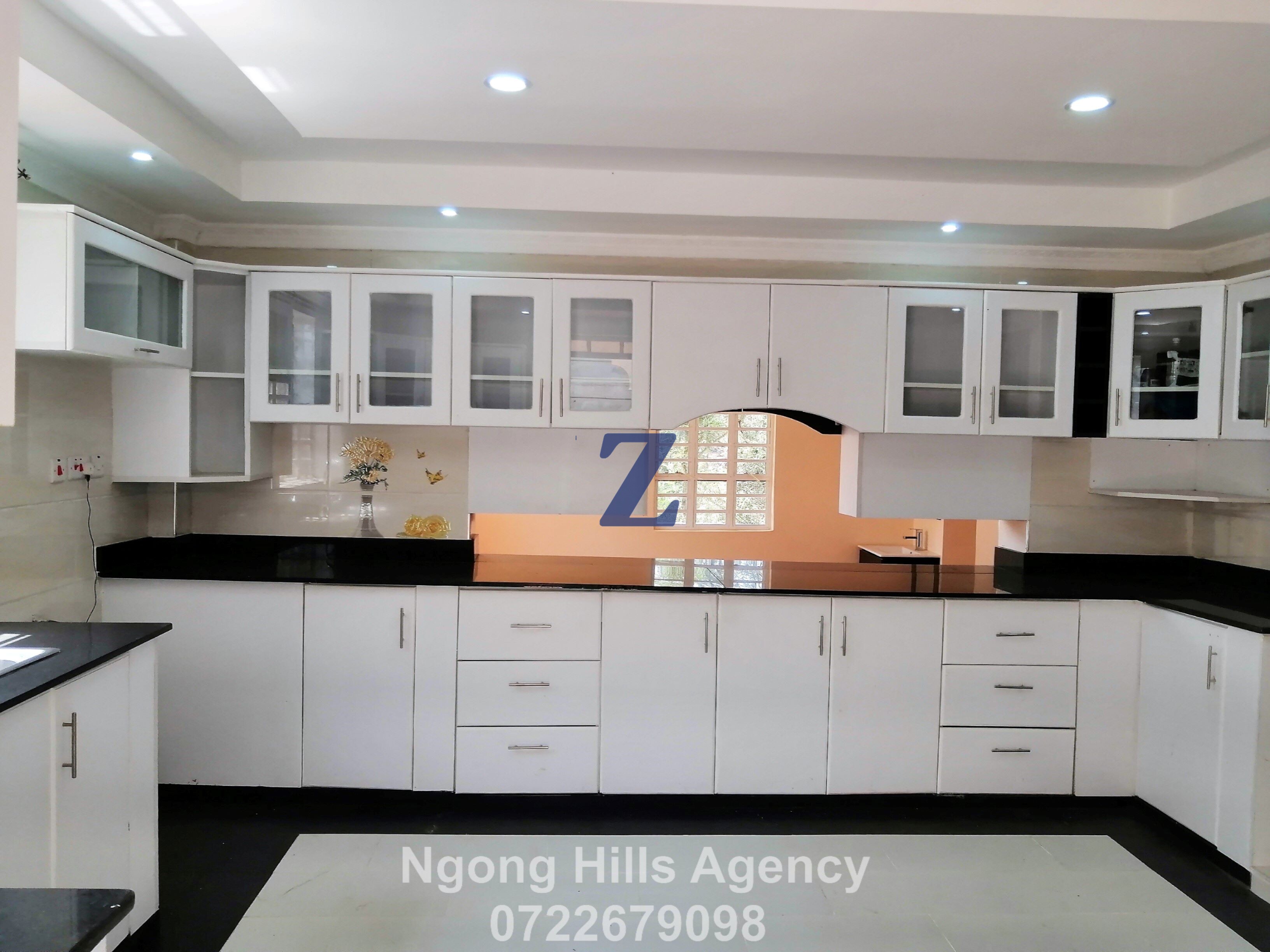 Five bedrooms mansion on sale in Ngong township