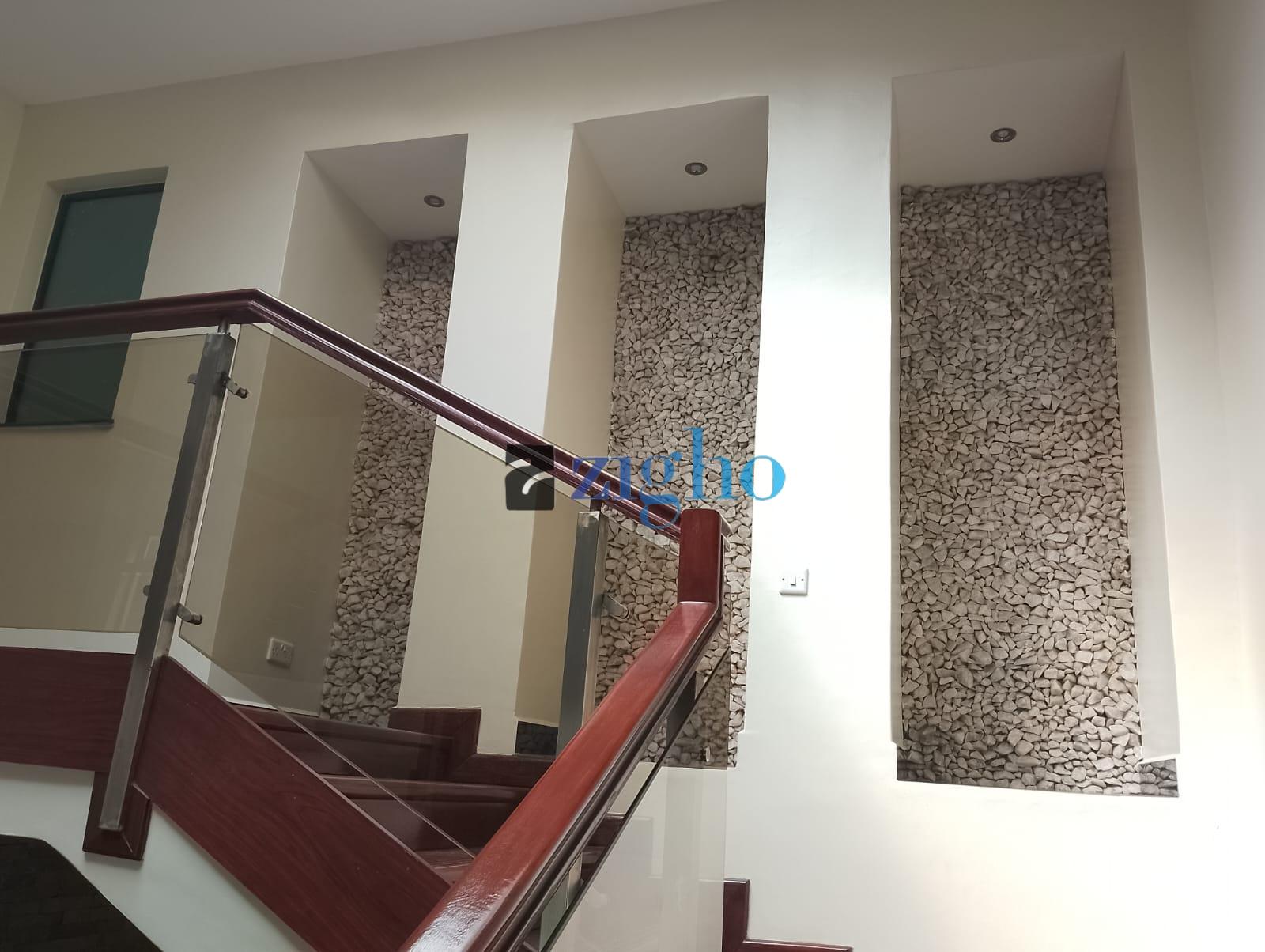 "Luxurious 5-Bedroom Villa for Rent in Karen.